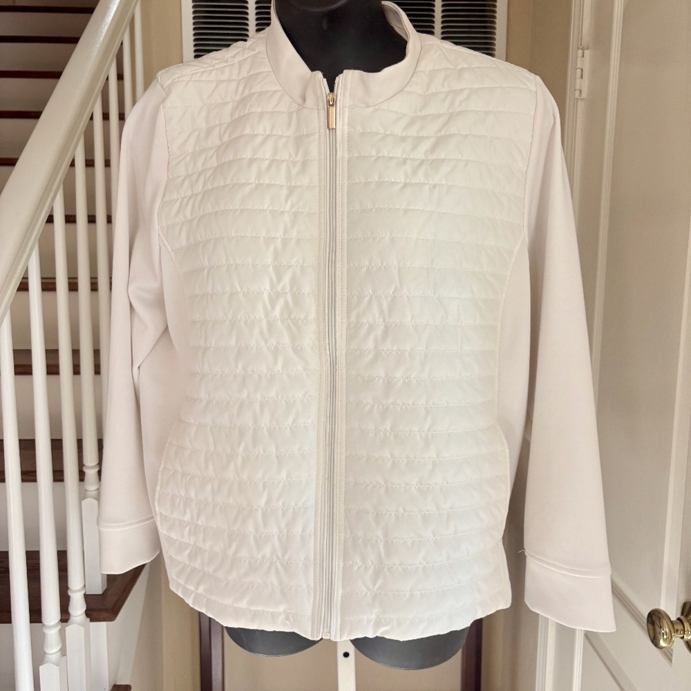 NWOT Chico's Weekends Cream Quilted Puffer Jacket Stretch Sleeves 4 20 22